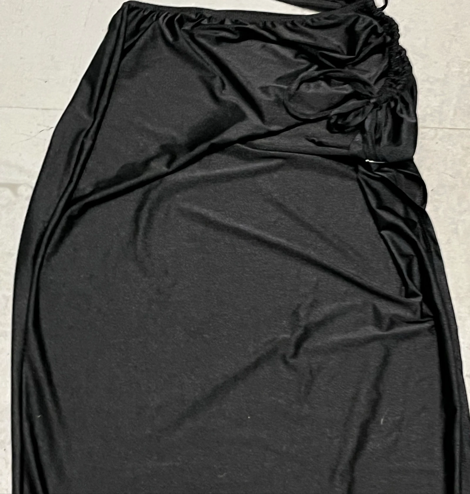 Vestido largo negro abierto  – photo 13